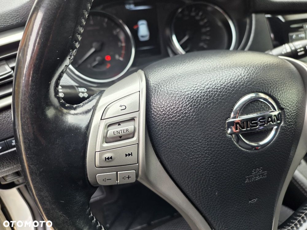 Nissan Qashqai 1.2 DIG-T Acenta EU6 - 18