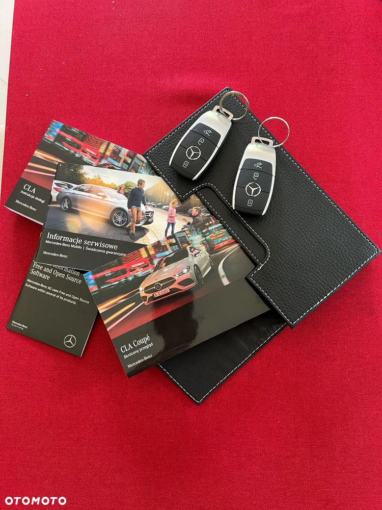 Mercedes-Benz CLA 180 Progressive 7G-DCT - 24