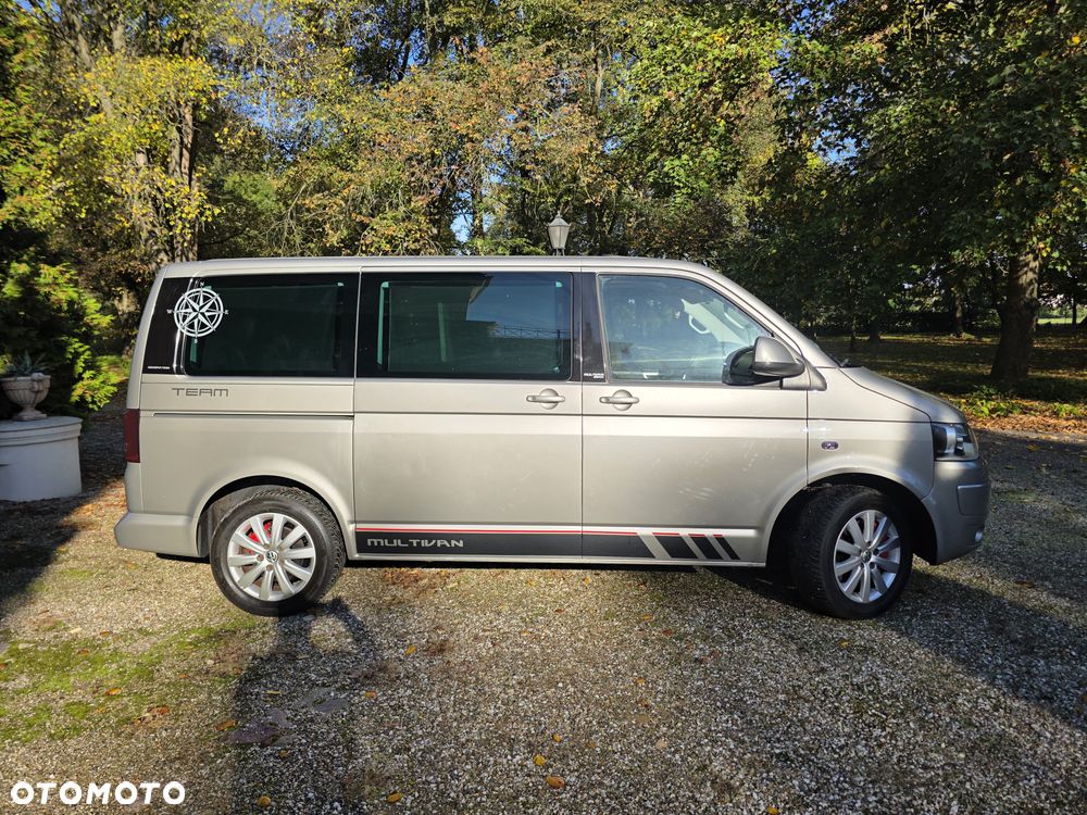 Volkswagen Multivan - 4