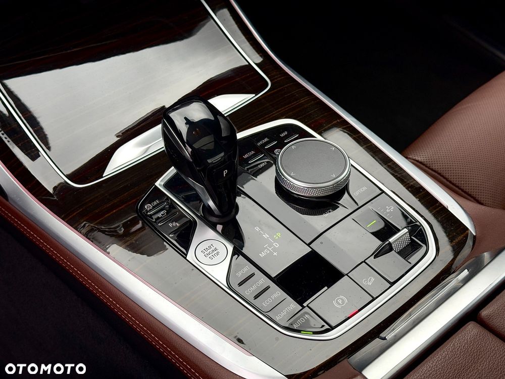 BMW X7 xDrive40i - 14