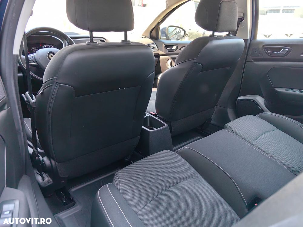 Renault Megane TCe 114 GPF Life - 15