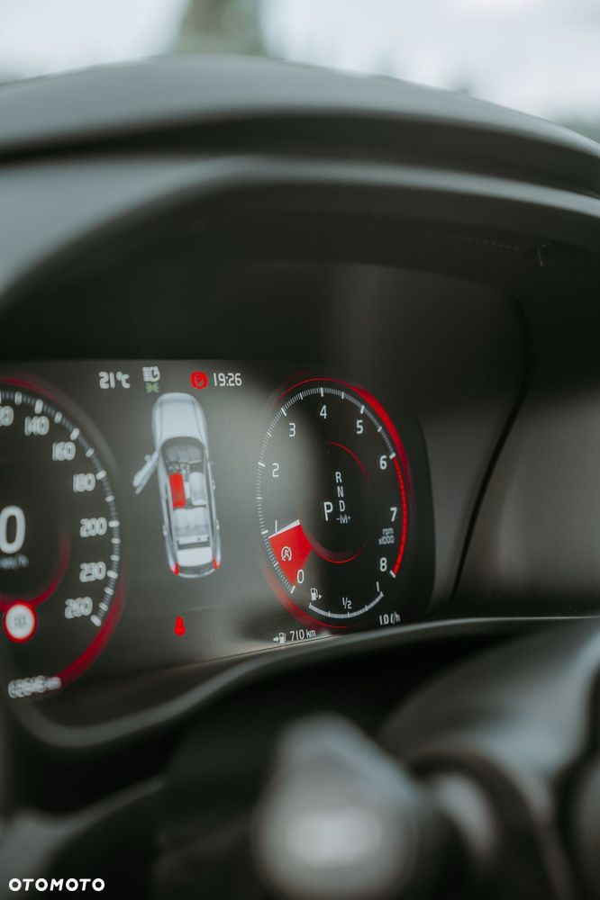 Volvo XC 40 T3 Momentum - 15