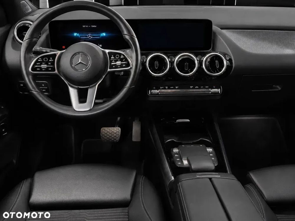 Mercedes-Benz GLA 200 Style - 6