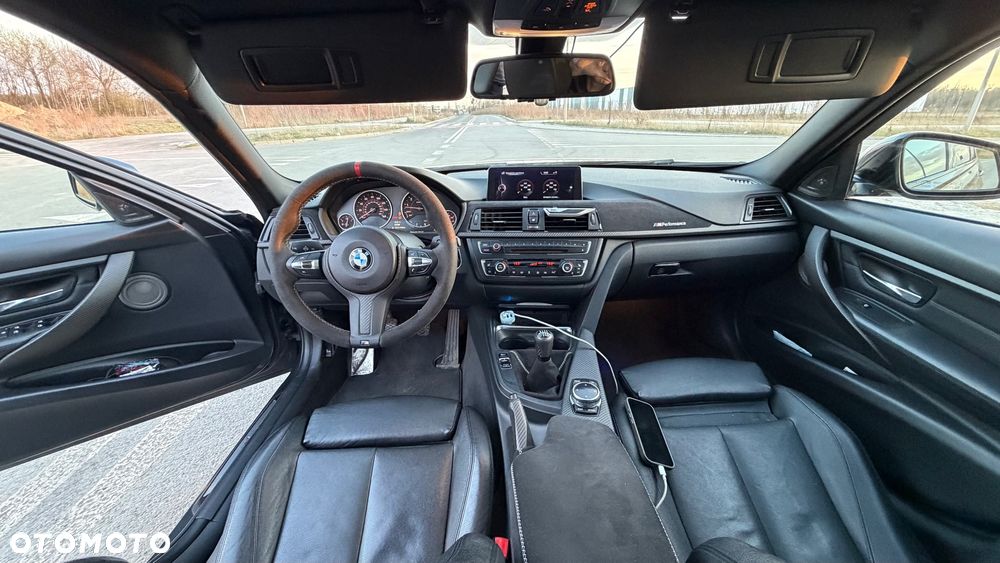 BMW Seria 3 335i M Sport - 10