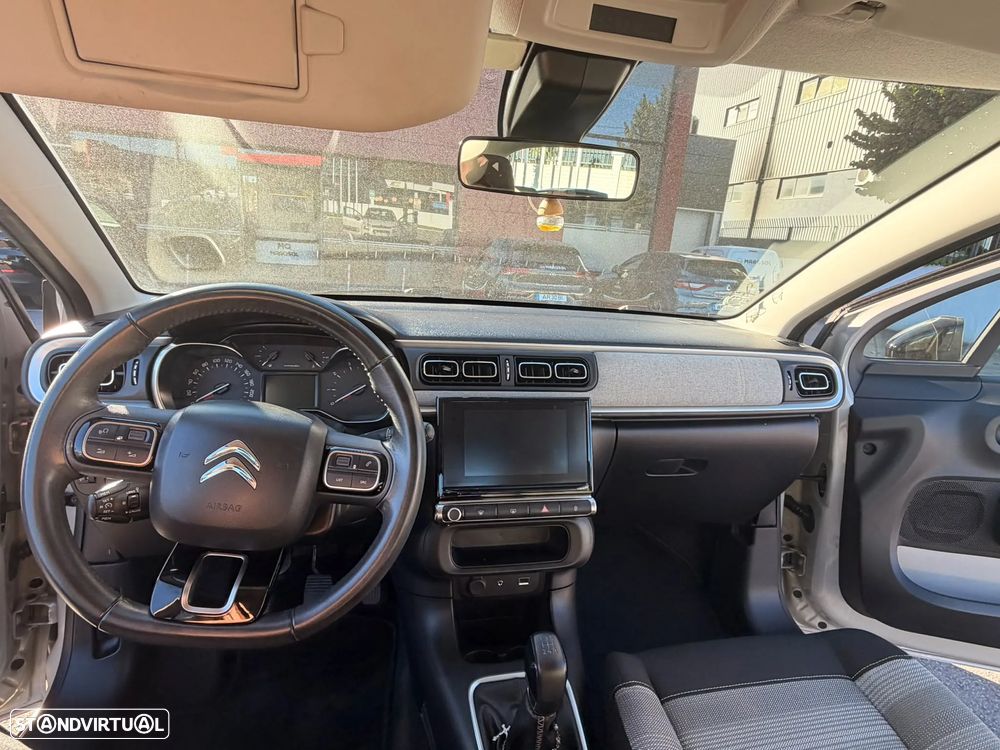 Citroën C3 1.2 PureTech Shine - 9