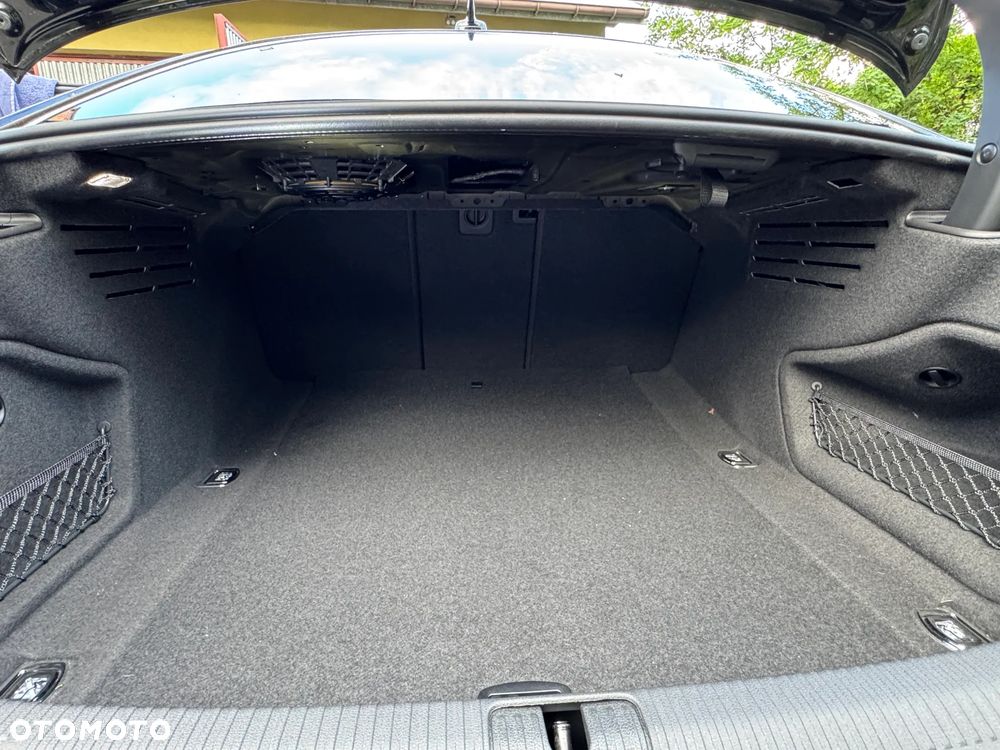Audi A4 Limousine - 34