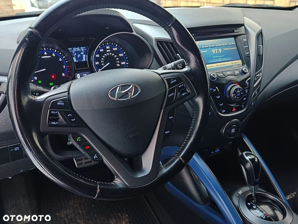 Hyundai Veloster 1.6 Turbo Automatik Style - 18