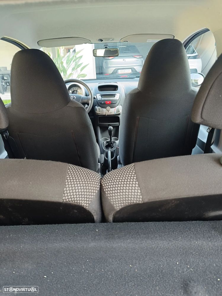 Toyota Aygo Standard - 20