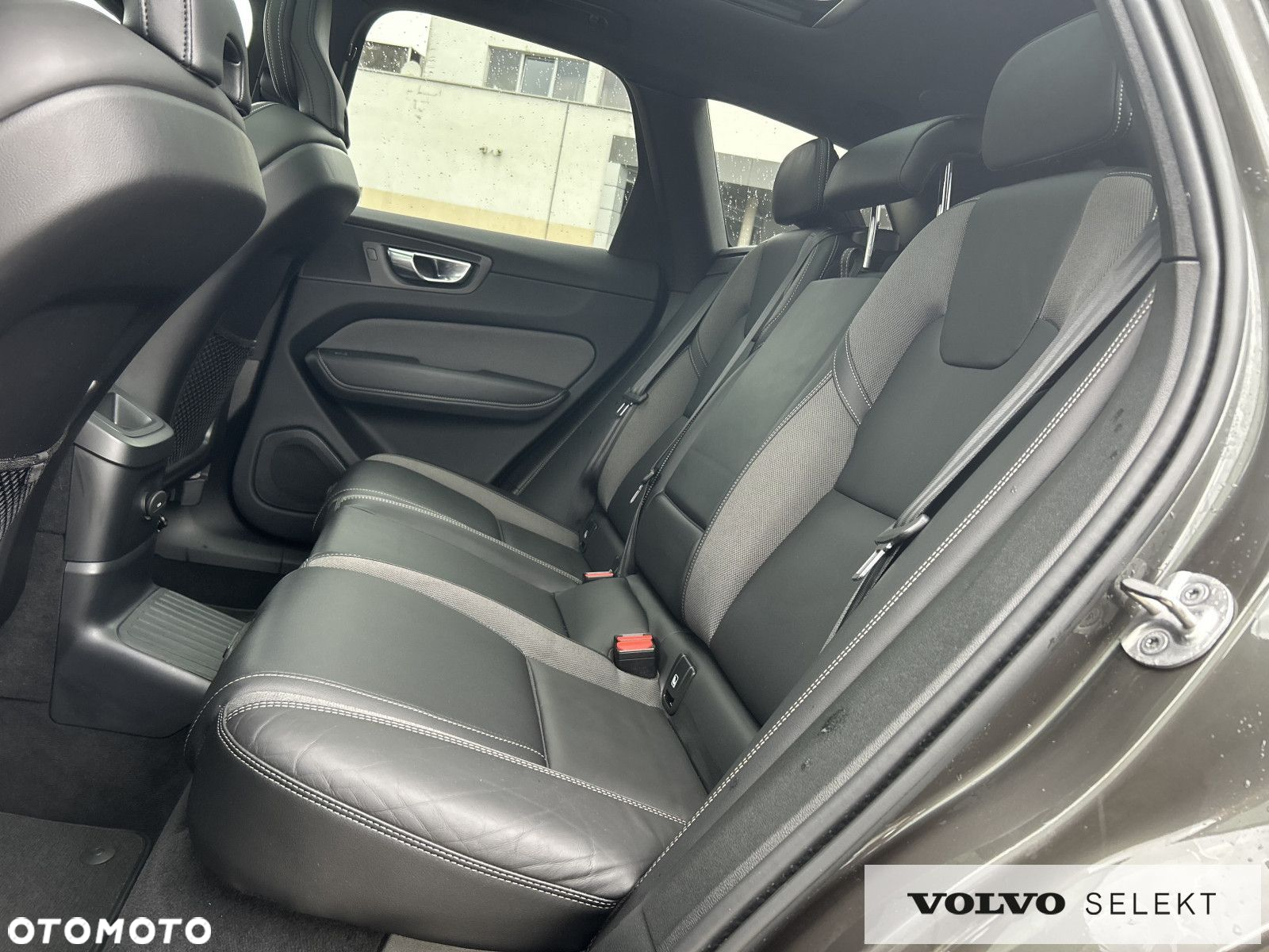 Volvo XC 60 - 30
