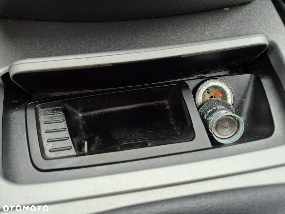 BMW Seria 1 116i - 15