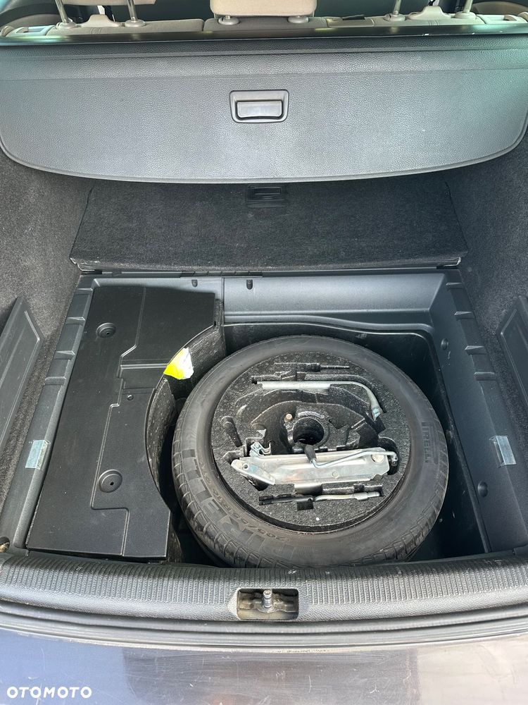 Volkswagen Passat 2.0 TDI DPF DSG Comfortline - 13