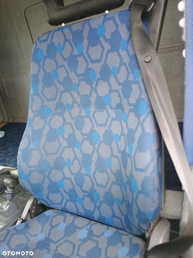 Iveco Euro Cargo ML 120E - 8