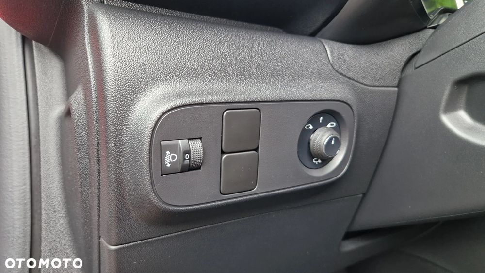 Citroën C3 1.2 PureTech Shine - 22