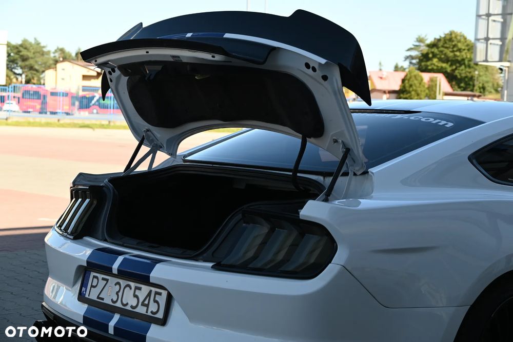 Ford Mustang Fastback 5.0 Ti-VCT V8 GT - 17