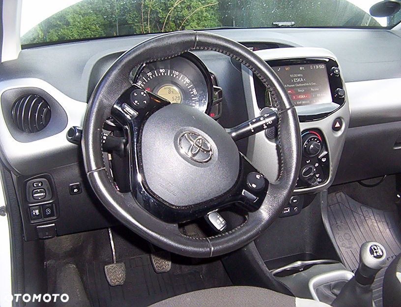 Toyota Aygo x-play Edition-S - 4
