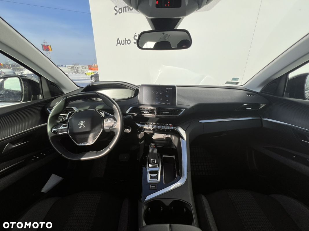 Peugeot 3008 1.2 PureTech Active S&S EAT8 - 11