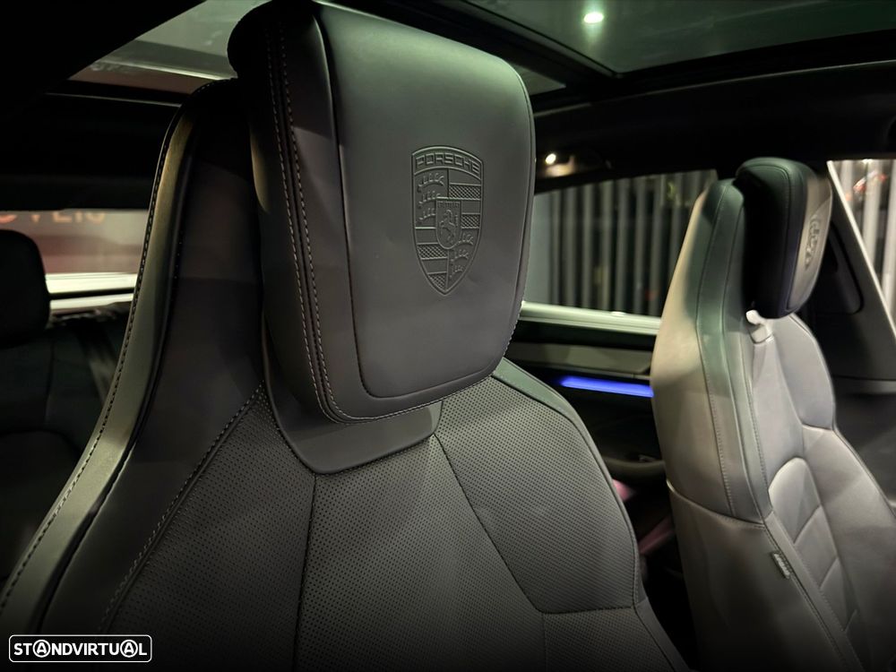 Porsche Macan Electric 4 - 46