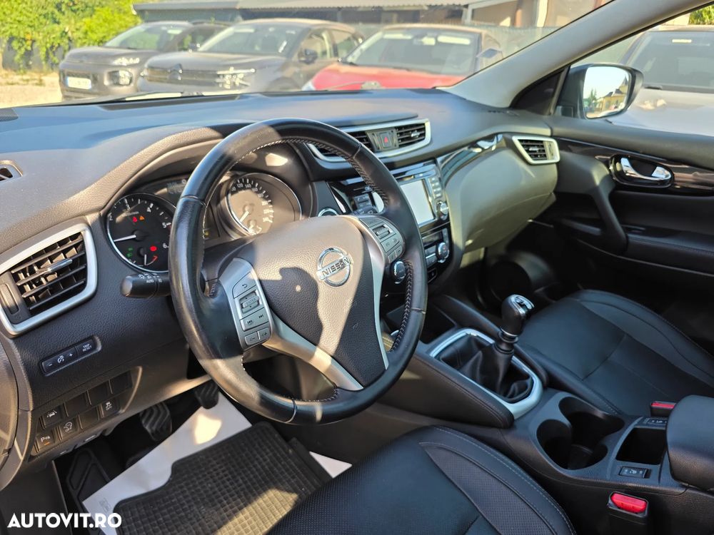Nissan Qashqai 1.6 DCI TEKNA+ - 27