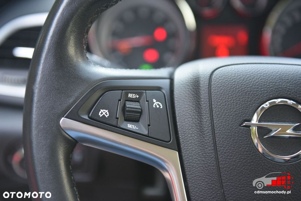 Opel Astra - 33
