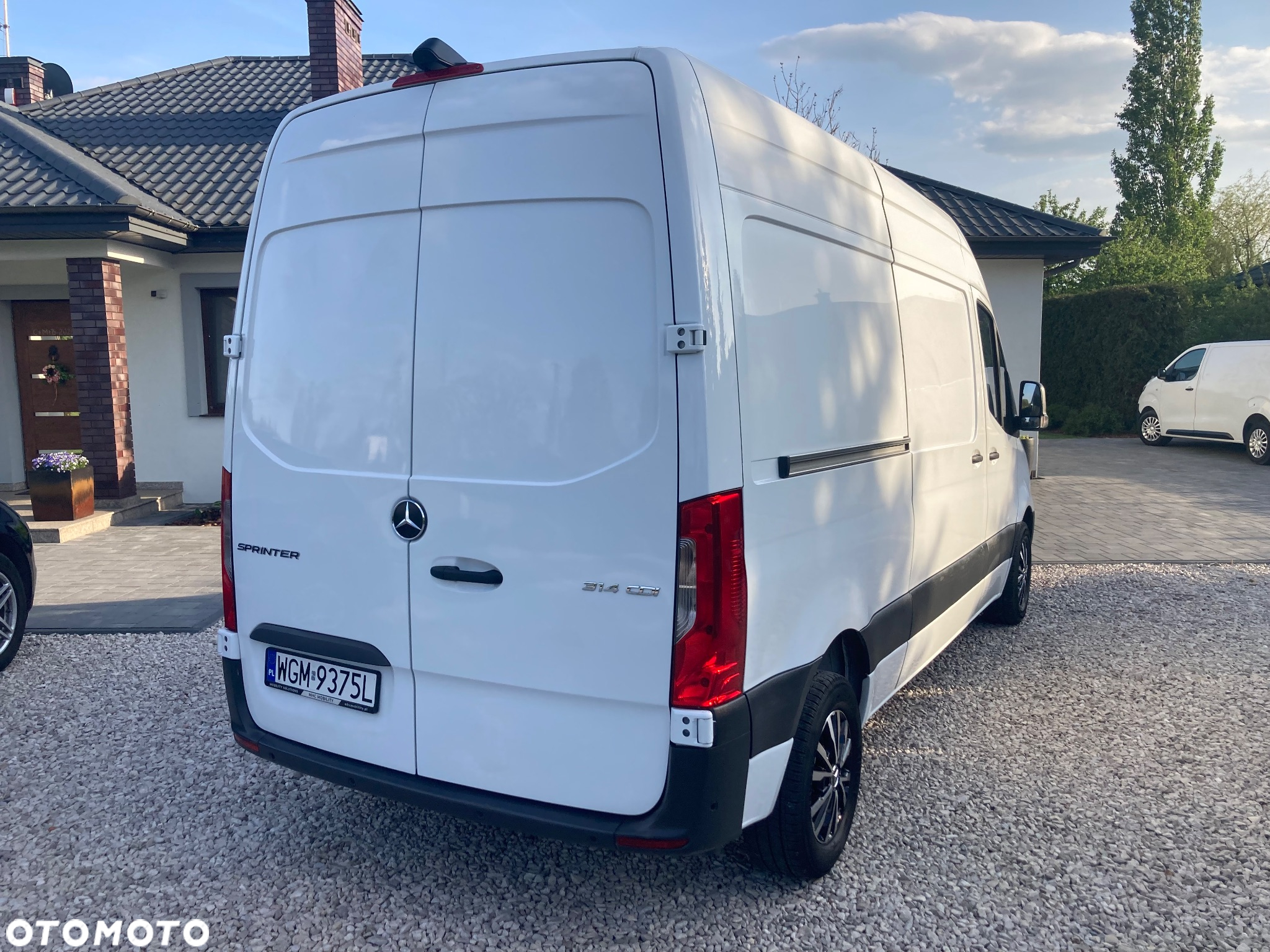 Mercedes-Benz Sprinter - 6
