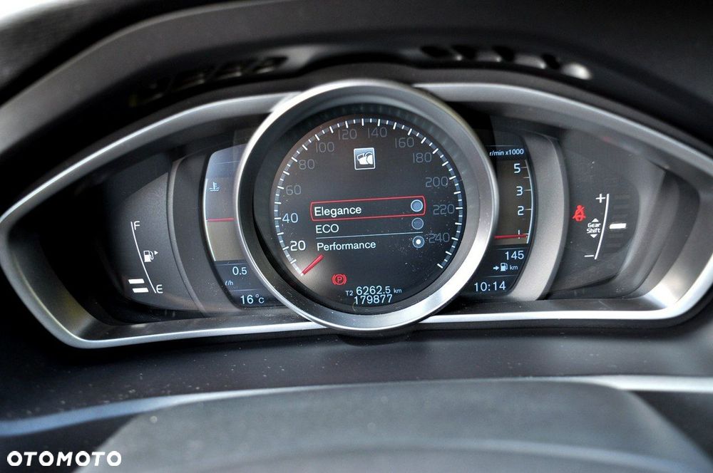 Volvo V40 Cross Country D2 Summum - 23