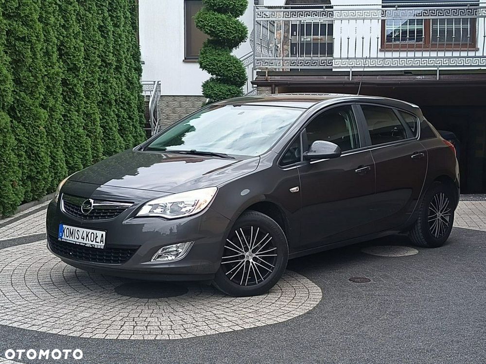 Opel Astra - 2