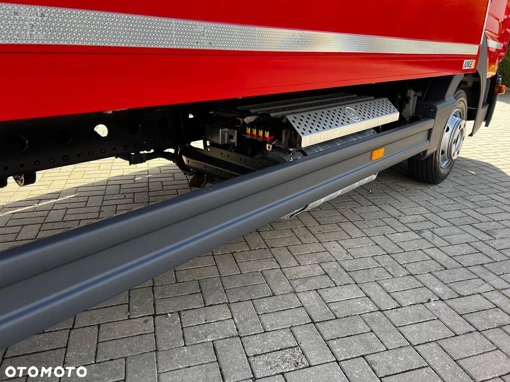 Mercedes-Benz ATEGO - 25