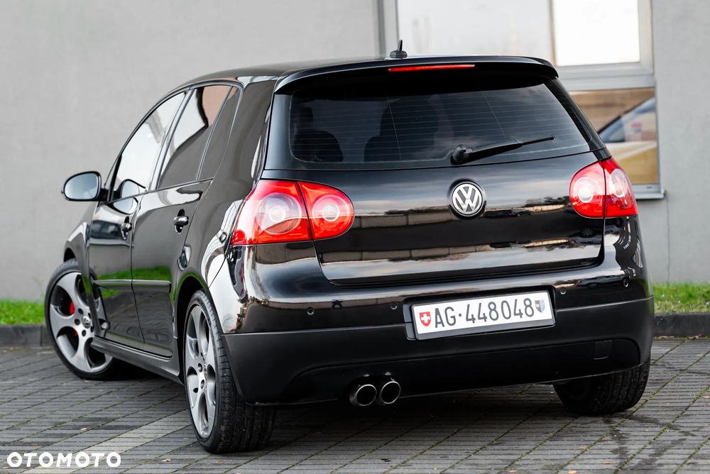 Volkswagen Golf 2.0 GTI - 12