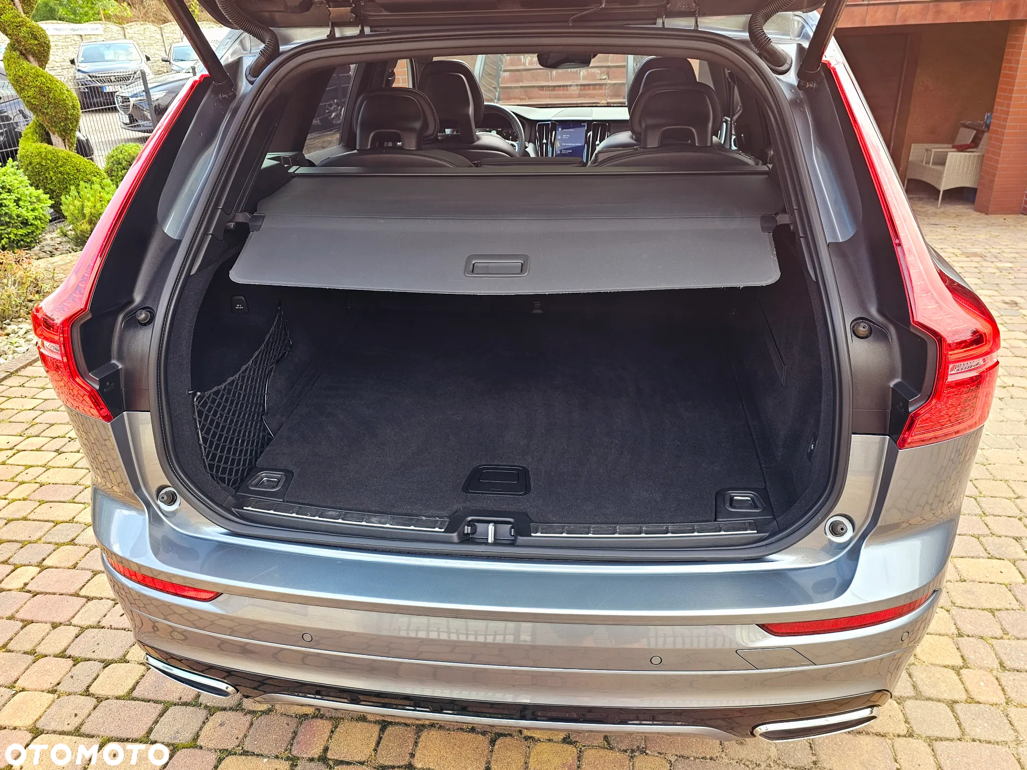 Volvo XC 60 D5 AWD Geartronic RDesign - 19