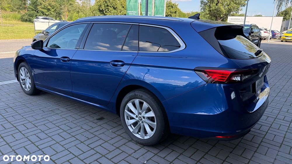 Skoda Superb 2.0 TDI SCR Selection DSG - 8