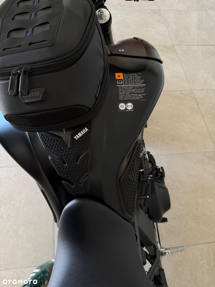 Yamaha MT - 9