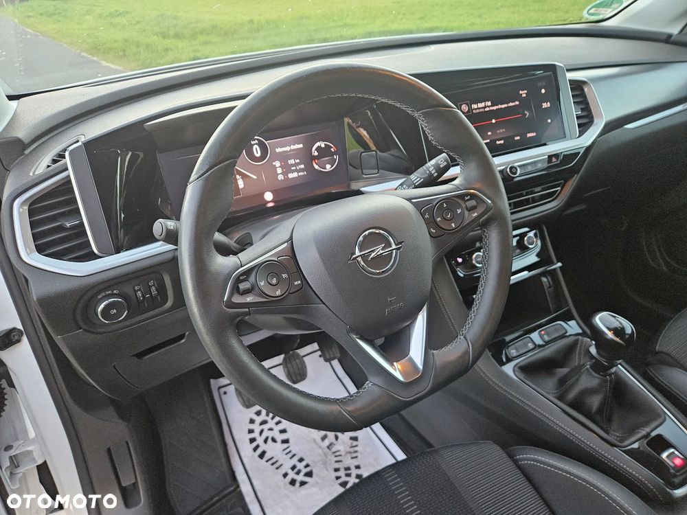 Opel Grandland X 1.2 Start/Stop Business Elegance - 34