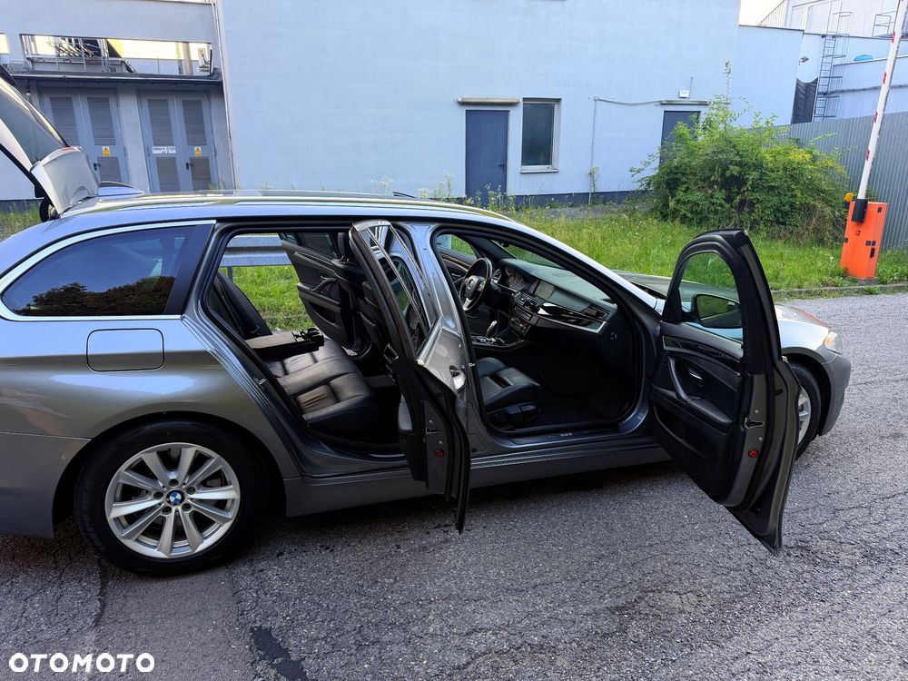 BMW Seria 5 520d Sport-Aut - 16