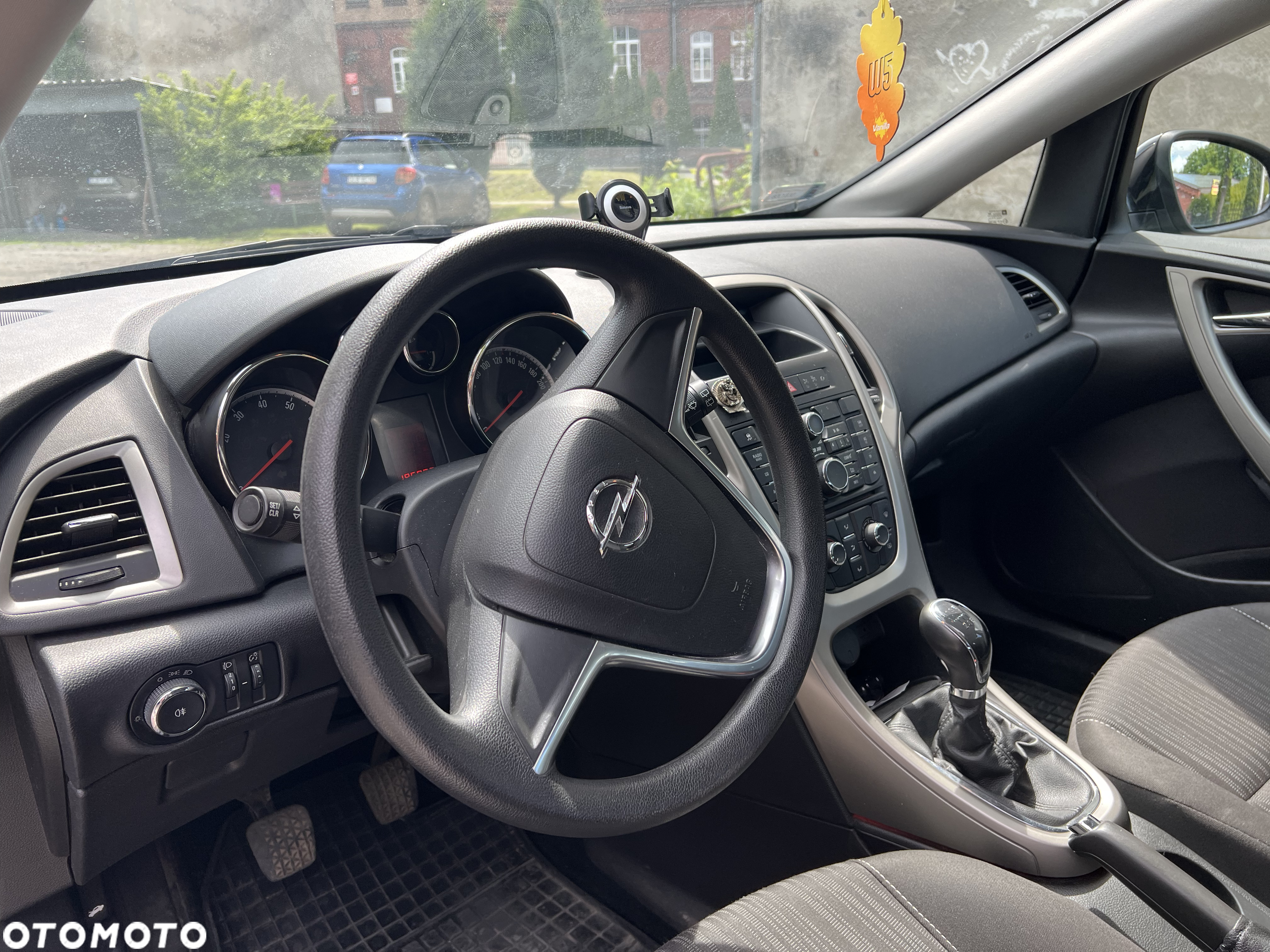 Opel Astra IV 1.4 T Sport - 11