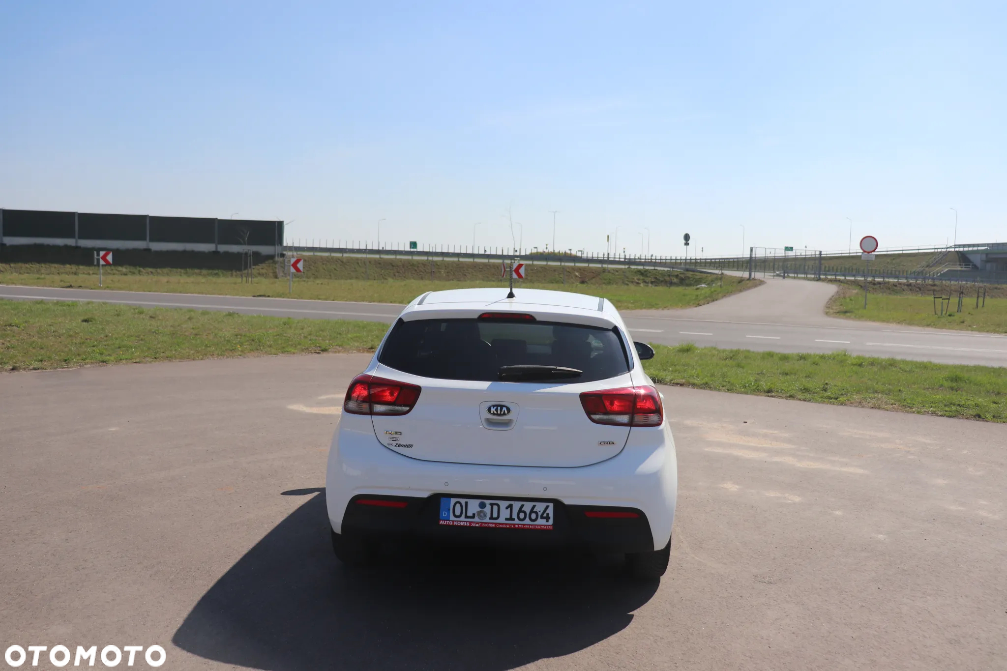 Kia Rio 1.4 CRDi 77 Dream-Team Edition - 11