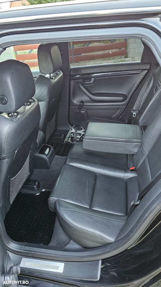 Audi A4 1.8 T Avant quattro - 8