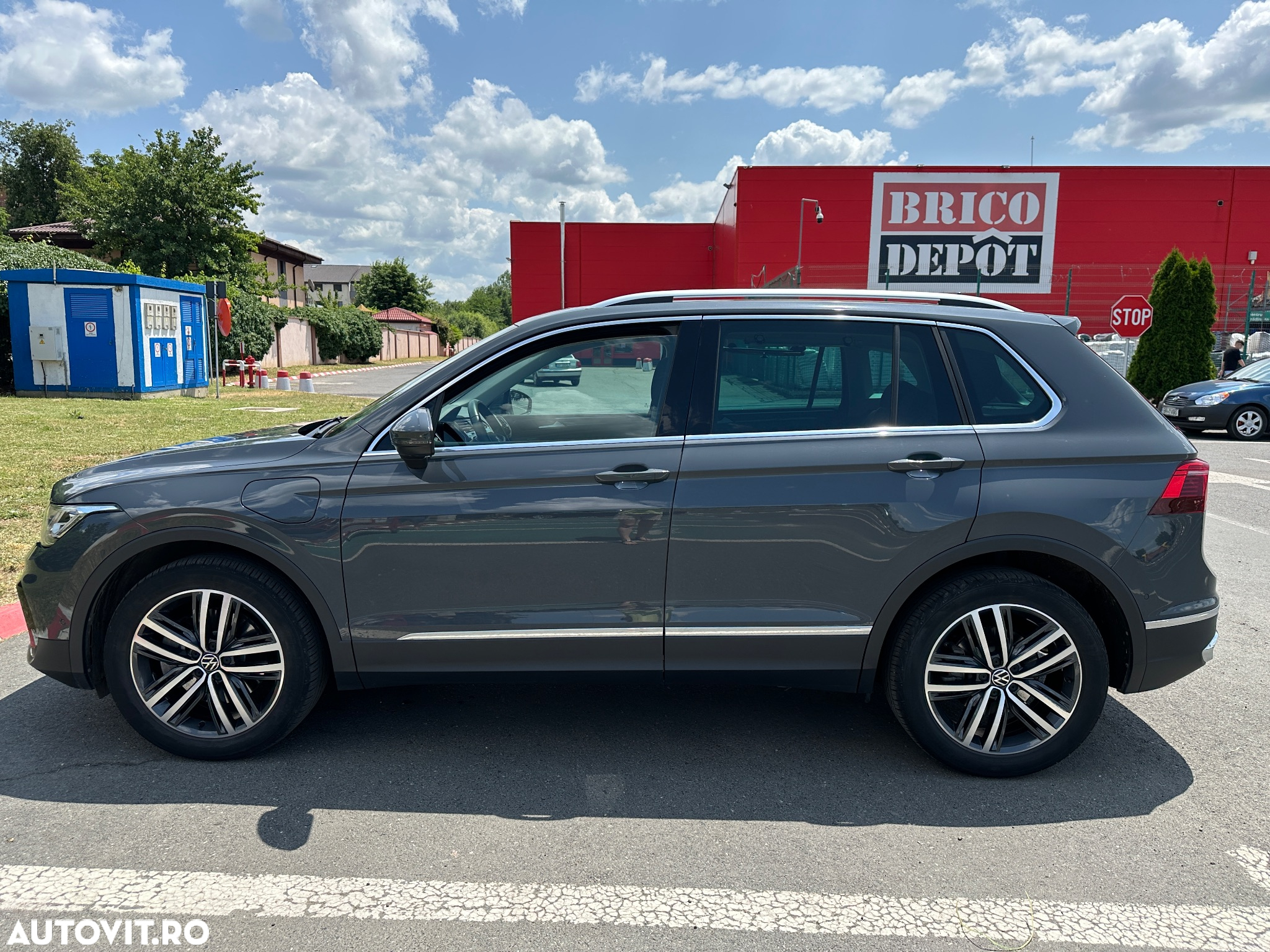 Volkswagen Tiguan 1.4 eHybrid OPF Elegance - 3