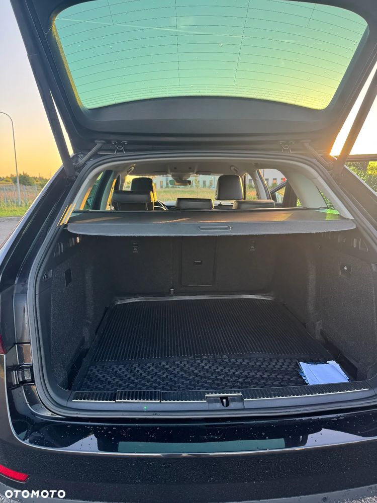 Skoda Superb 2.0 TDI 4x4 L&K DSG - 25