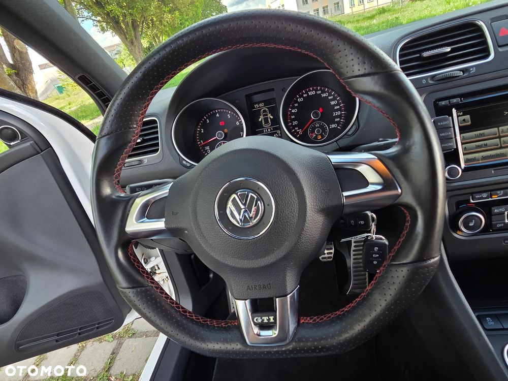 Volkswagen Golf 2.0 GTI - 28