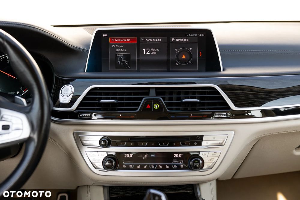 BMW Seria 7 750d xDrive sport - 23