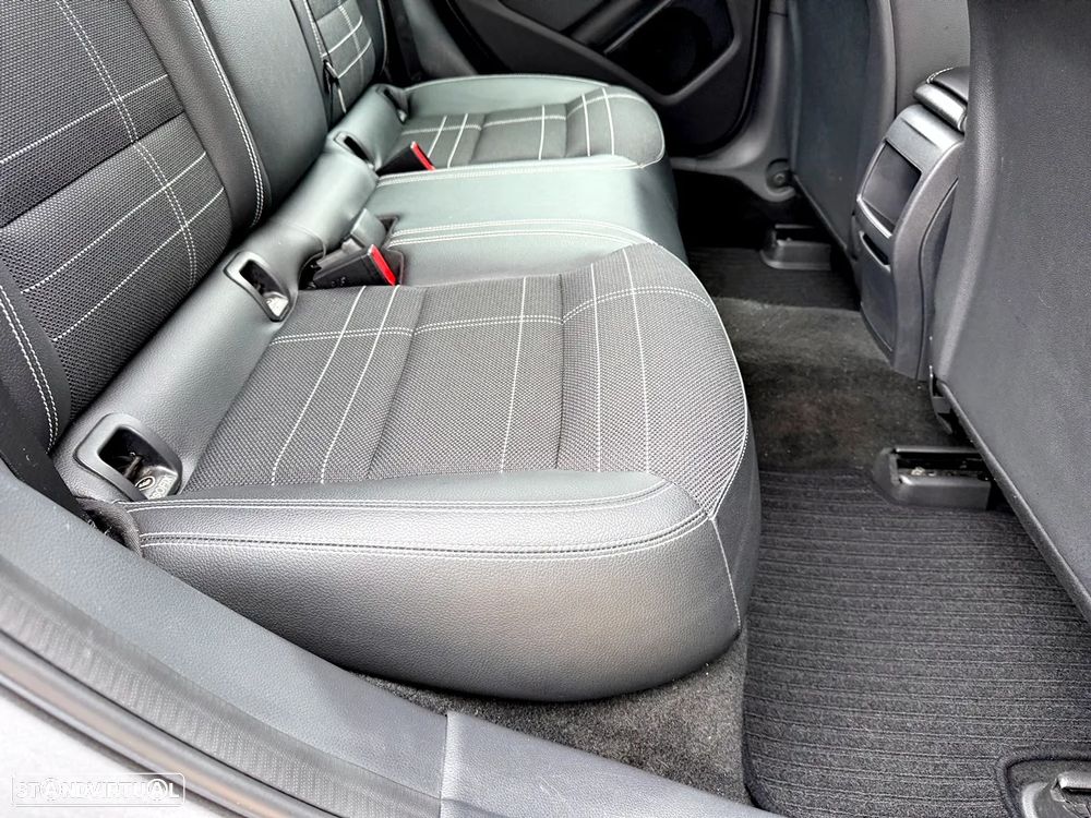 Mercedes-Benz GLA 180 CDI - 29