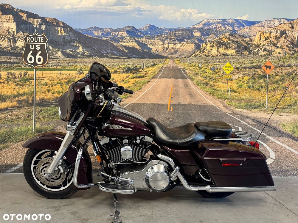 Harley-Davidson Touring Street Glide - 4