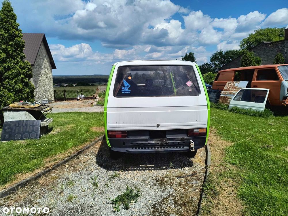 Volkswagen Transporter - 5
