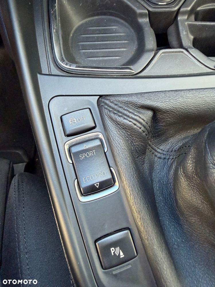 BMW Seria 1 - 24