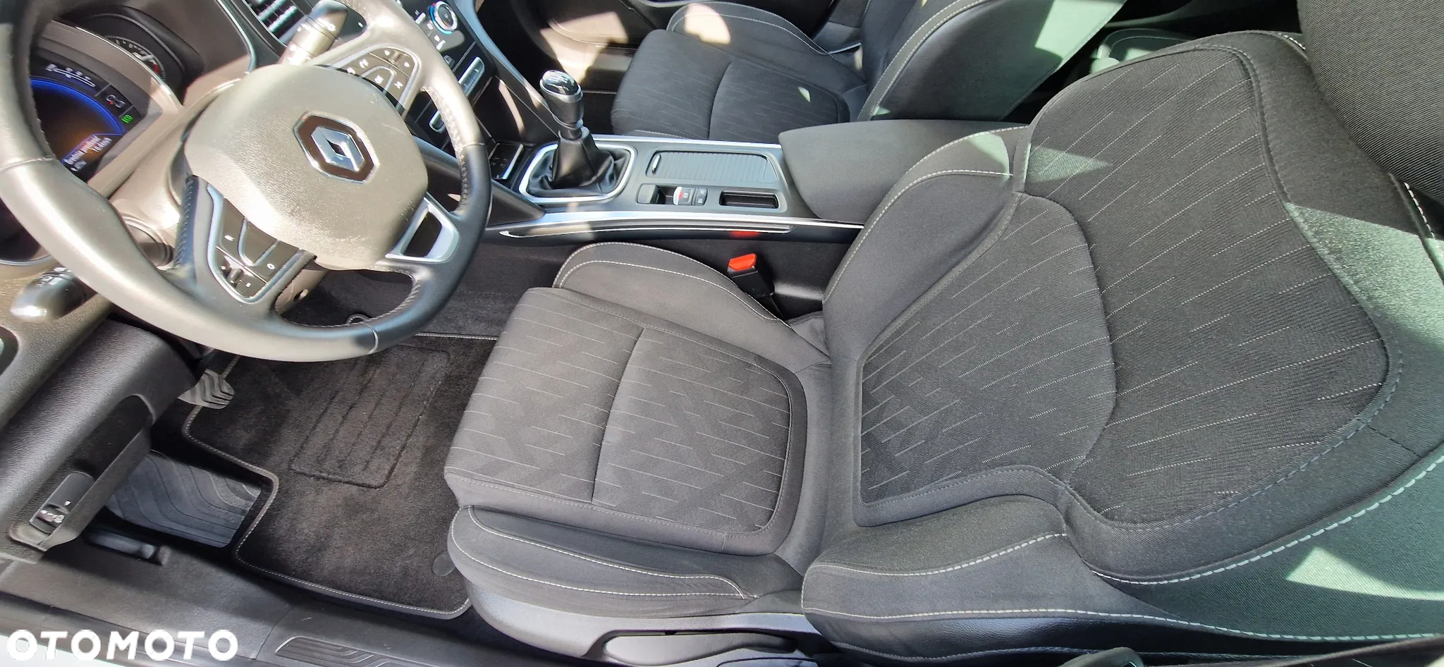 Renault Megane 1.3 TCe FAP Intens - 15