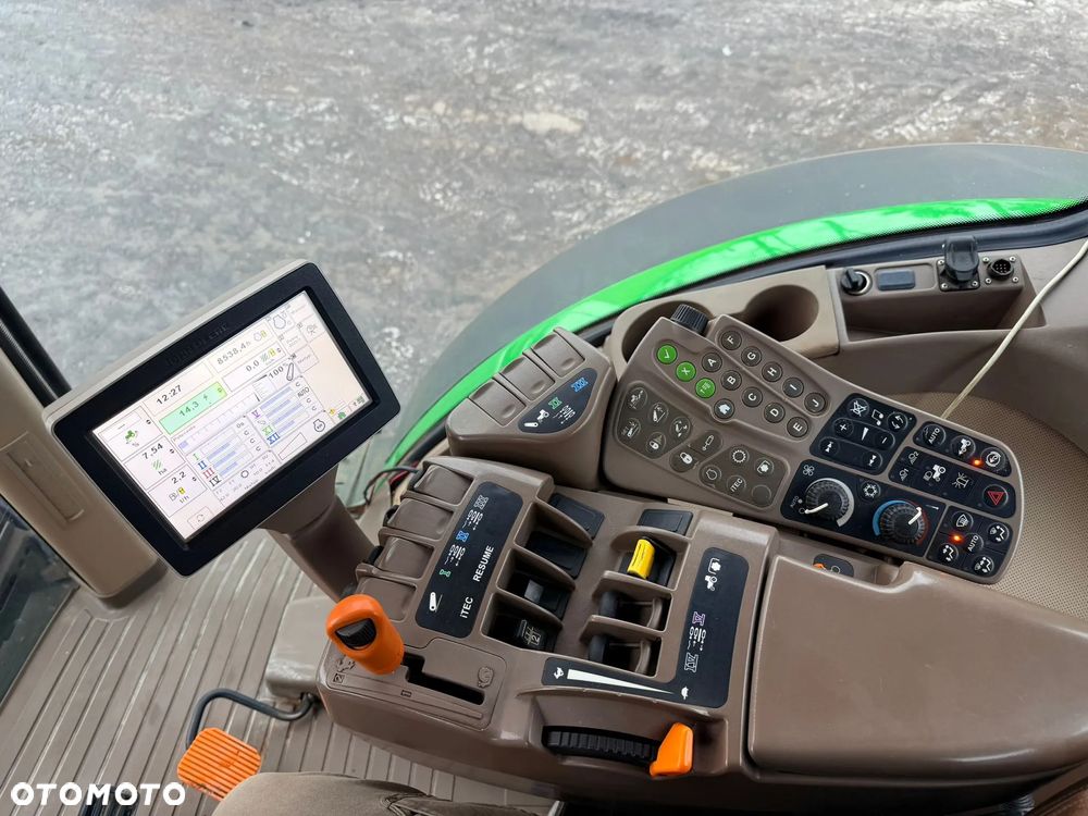 John Deere 7260R - 23