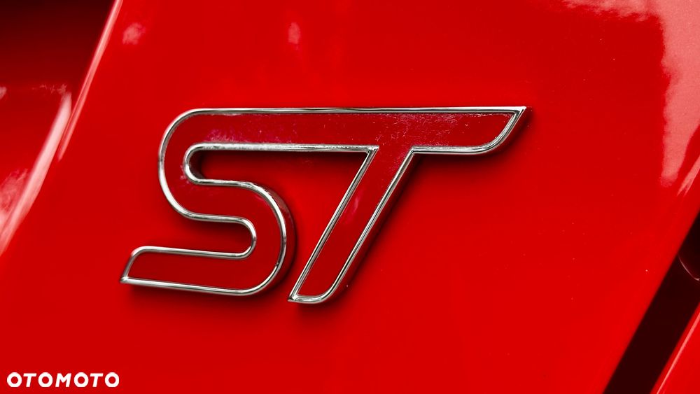 Ford Fiesta 1.6 EcoBoost mit Leder-Sport-Paket ST - 14