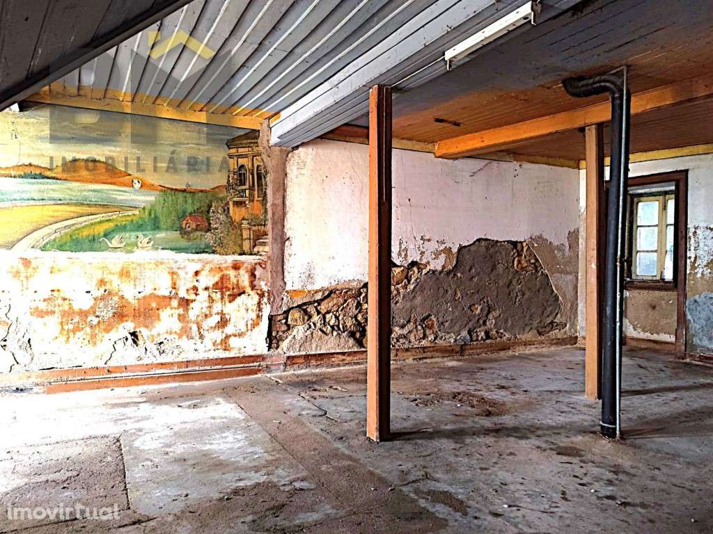 Oportunidade Única de Investimento no Centro de Alcains - Grande imagem: 5/22