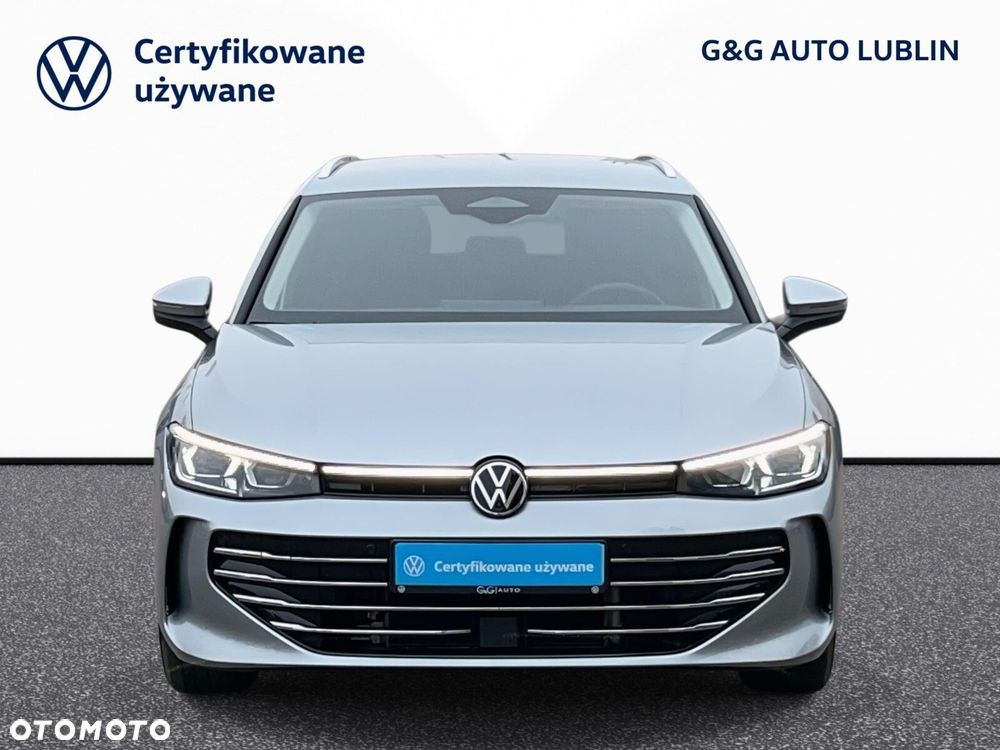 Volkswagen Passat - 9