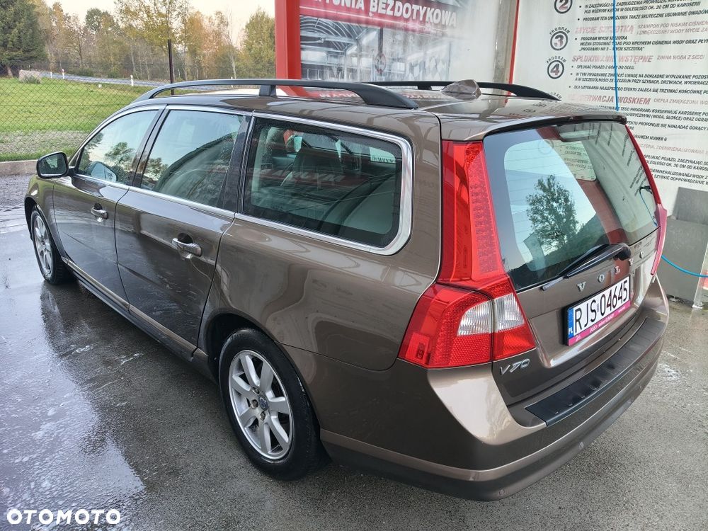 Volvo V70 2012 photo 4